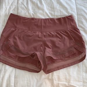 Lululemon Speed Up Shorts 2.5”